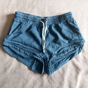 Billabong - blue beach shorts